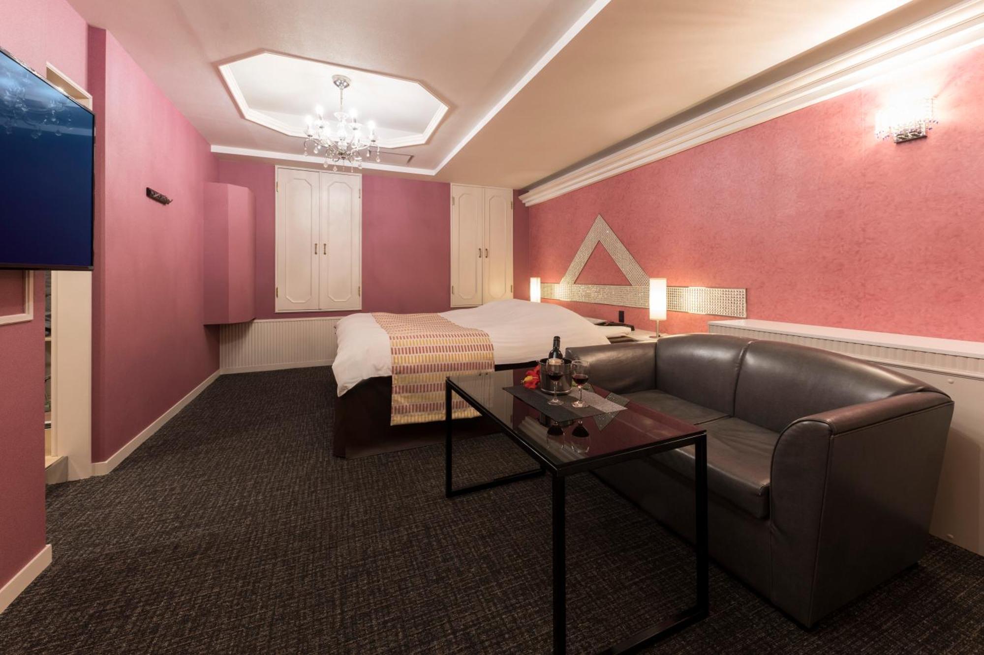 ホテル ジュエリージュエリー 十三 (Adults Only) Ōsaka Extérieur photo